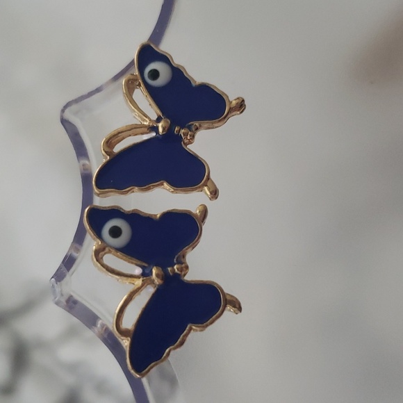 Princess Accessories Evil Eye Earrings - Picture 9 of 9